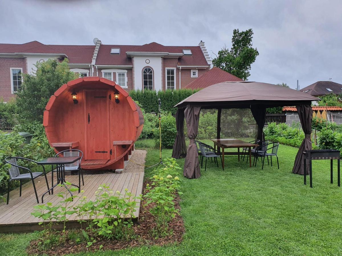 Family Summer House In ยูร์มาลา ภายนอก รูปภาพ